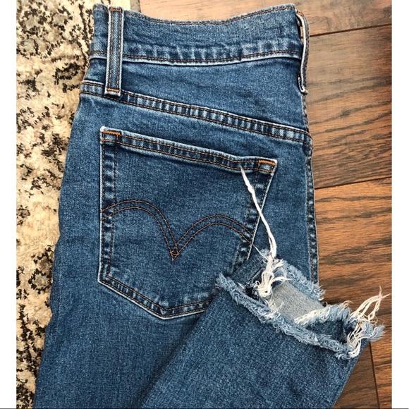 Levis Wedgie high rise jeans - Picture 5 of 5
